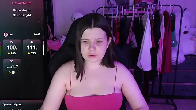 AmyVibess online show from June 15, 2026, 7:16 pm