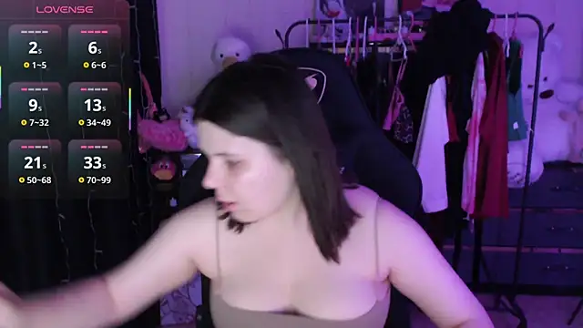 AmyVibess online show from June 16, 2026, 7:05 pm