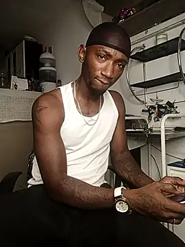 Snapshot of Jhoan_Simply chatting on February 8, 2026, 11:35 am Jhoan Simply online show from February 8, 2026, 11:35 am