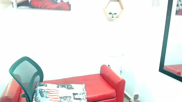 DIVAX MONSERRAT online show from June 24, 2026, 6:40 pm