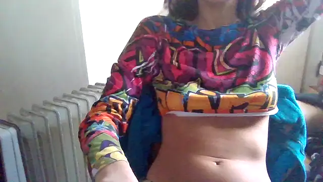 agusttt2667 online show from June 19, 2026, 4:11 pm