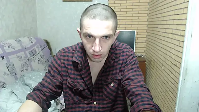 Snapshot of Alexilon chatting on February 24, 2026, 11:14 pm Alexilon online show from February 24, 2026, 11:14 pm