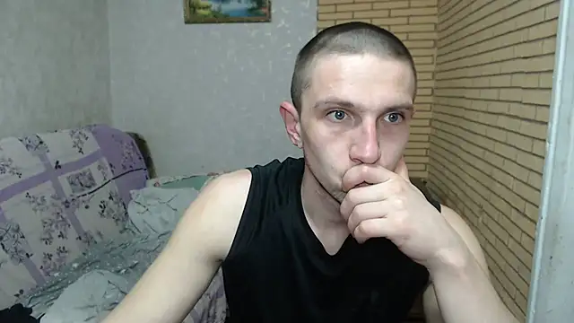 Snapshot of Alexilon chatting on March 3, 2026, 6:36 pm Alexilon online show from March 3, 2026, 6:36 pm