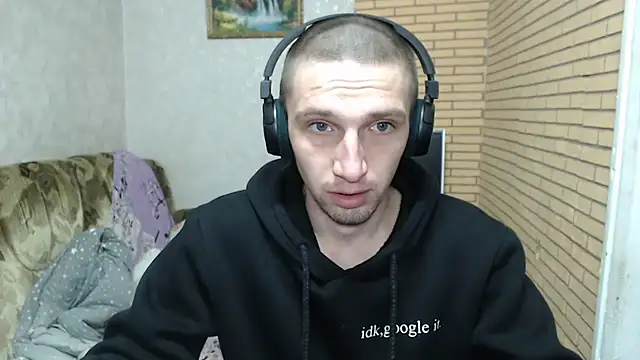 Snapshot of Alexilon chatting on March 4, 2026, 6:41 am Alexilon online show from March 4, 2026, 6:41 am