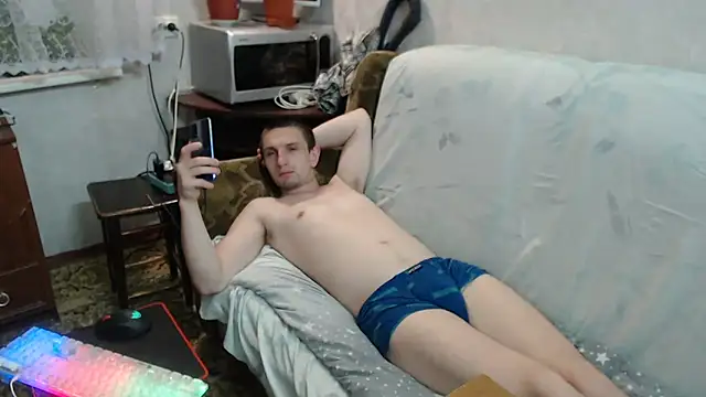 Snapshot of Alexilon chatting on March 27, 2026, 9:03 pm Alexilon online show from March 27, 2026, 9:03 pm