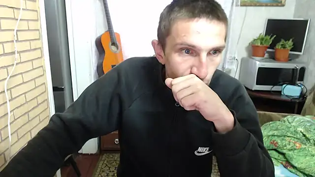 Snapshot of Alexilon chatting on April 12, 2026, 6:51 am Alexilon online show from April 12, 2026, 6:51 am