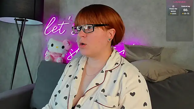 Snapshot of Michelle_Wilsson chatting on September 30, 2025, 8:41 am Michelle Wilsson online show from September 30, 2025, 8:41 am