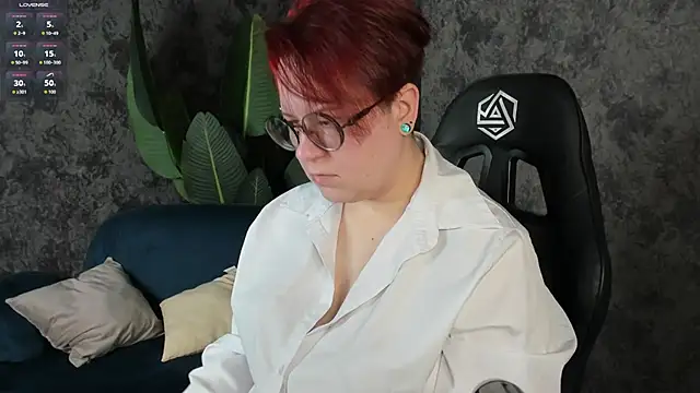 Snapshot of Michelle_Wilsson chatting on November 7, 2025, 8:03 am Michelle Wilsson online show from November 7, 2025, 8:03 am