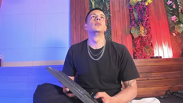 Dustin Sonne online show from March 9, 2026, 3:21 am