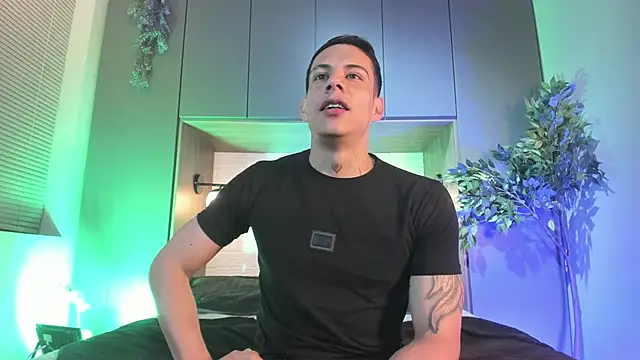 Dustin Sonne online show from April 27, 2026, 3:37 am