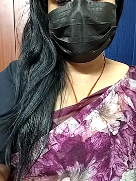 honey-flower online show from October 13, 2025, 6:41 pm