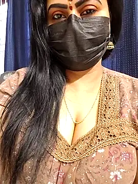 honey-flower online show from January 19, 2026, 2:04 am