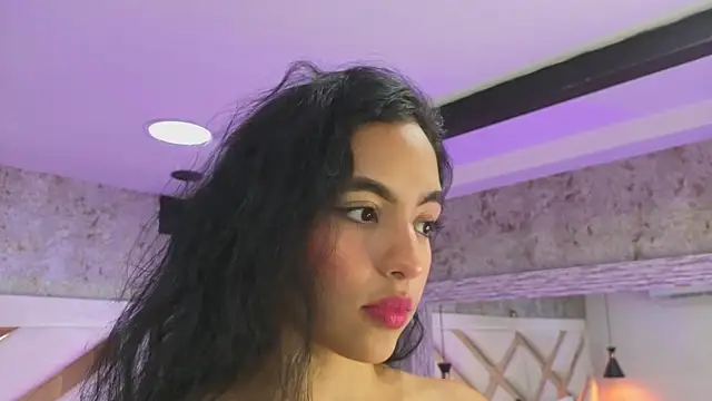 Snapshot of Saara_evans_ chatting on September 25, 2025, 8:01 pm Saara evans online show from September 25, 2025, 8:01 pm