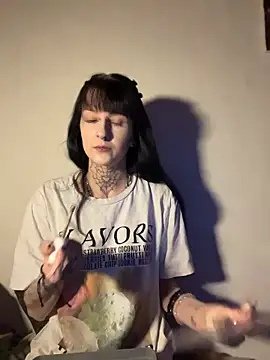 Seductively4 20 online show from May 16, 2026, 9:35 pm