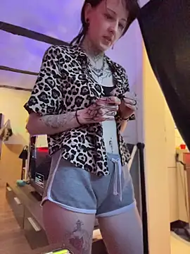 Seductively4 20 online show from June 22, 2026, 7:55 pm
