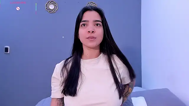 Snapshot of KamilaBetancourt chatting on July 8, 2026, 11:37 am KamilaBetancourt online show from July 8, 2026, 11:37 am