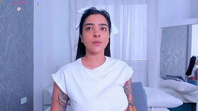 Snapshot of KamilaBetancourt chatting on July 30, 2026, 12:59 pm KamilaBetancourt online show from July 30, 2026, 12:59 pm