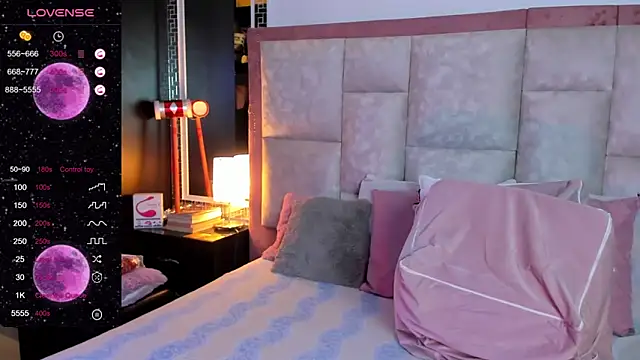 Marthina online show from October 23, 2025, 10:30 pm