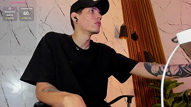 david huge online show from November 24, 2025, 1:38 am