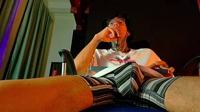 david huge online show from July 18, 2026, 5:55 am