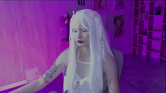 Snapshot of AvaDaviis chatting on October 12, 2025, 7:51 am AvaDaviis online show from October 12, 2025, 7:51 am