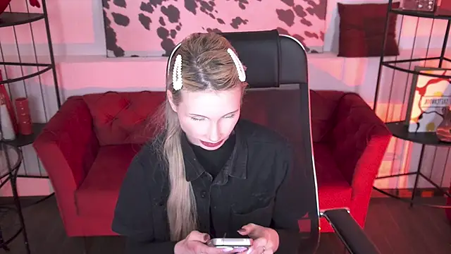 Snapshot of AvaDaviis chatting on February 15, 2026, 1:31 pm AvaDaviis online show from February 15, 2026, 1:31 pm