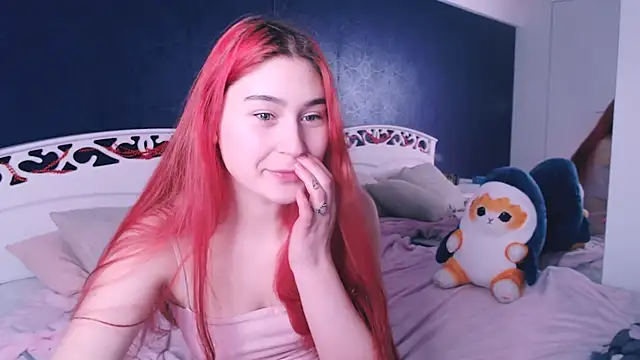 Lili Luuu online show from January 11, 2026, 8:03 pm