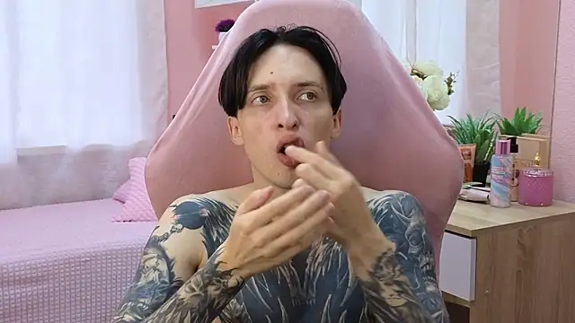 Snapshot of Martin_Jin chatting on October 4, 2025, 9:07 am Martin Jin online show from October 4, 2025, 9:07 am