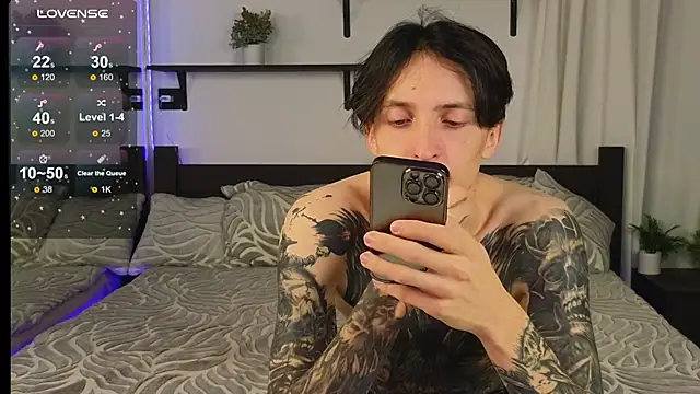 Snapshot of Martin_Jin chatting on October 10, 2025, 12:26 pm Martin Jin online show from October 10, 2025, 12:26 pm