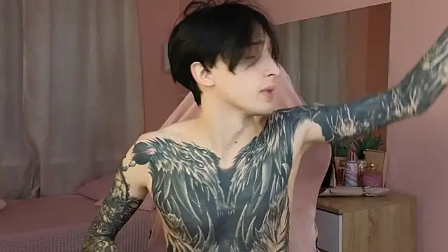 Snapshot of Martin_Jin chatting on October 27, 2025, 12:31 pm Martin Jin online show from October 27, 2025, 12:31 pm