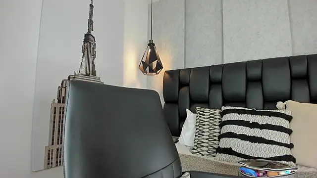 Snapshot of Samantha_hotly chatting on August 8, 2026, 12:35 am Samantha hotly online show from August 8, 2026, 12:35 am