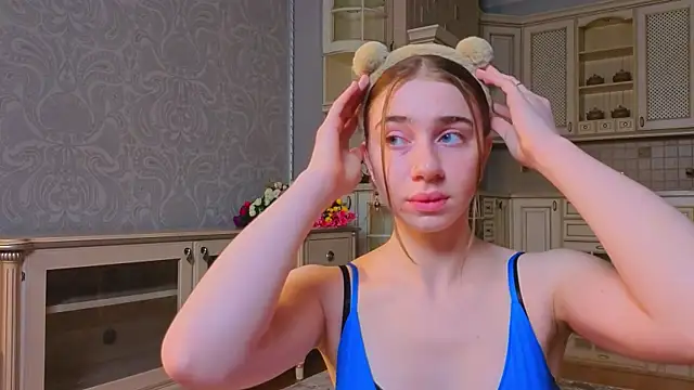 EadlinGillim online show from September 18, 2025, 3:08 am