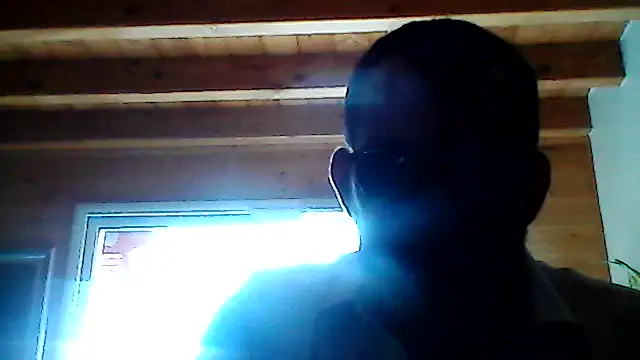 Snapshot of BrunJulienMetis chatting on April 3, 2026, 11:41 am BrunJulienMetis online show from April 3, 2026, 11:41 am