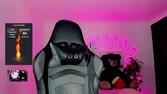 Snapshot of Abbygilx chatting on October 13, 2025, 1:27 am Abbygilx online show from October 13, 2025, 1:27 am