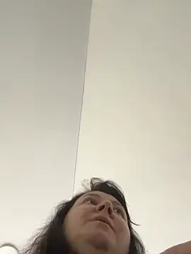 Liza Will online show from October 22, 2025, 8:14 am