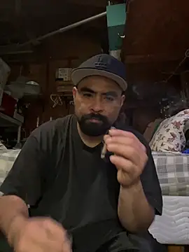 Snapshot of Jonathanfrom420 chatting on June 15, 2026, 3:47 pm Jonathanfrom420 online show from June 15, 2026, 3:47 pm