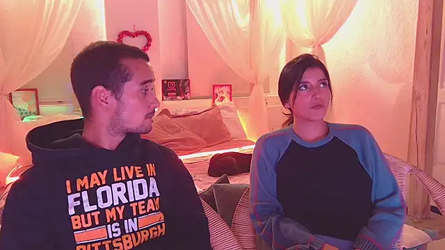 Laila asher online show from December 23, 2025, 10:02 am