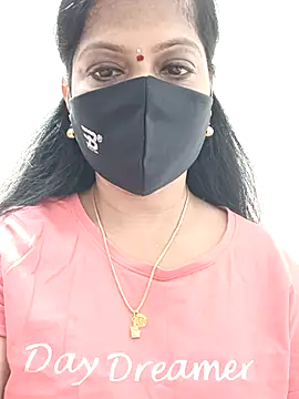 Snapshot of shivani27 chatting on September 16, 2025, 2:40 pm shivani27 online show from September 16, 2025, 2:40 pm