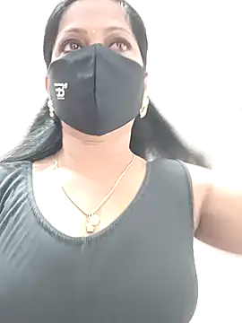 Snapshot of shivani27 chatting on October 7, 2025, 2:14 pm shivani27 online show from October 7, 2025, 2:14 pm