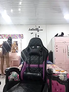 Snapshot of translatina777 chatting on October 23, 2025, 2:44 am translatina777 online show from October 23, 2025, 2:44 am