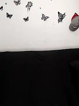 AntonelaMorriz online show from December 18, 2025, 7:47 am