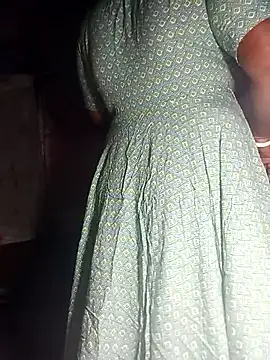 Nude-Priya2 online show from November 13, 2025, 7:02 pm