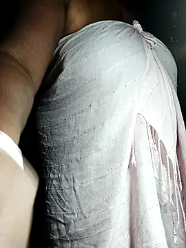 Nude-Priya2 online show from March 5, 2026, 6:48 pm