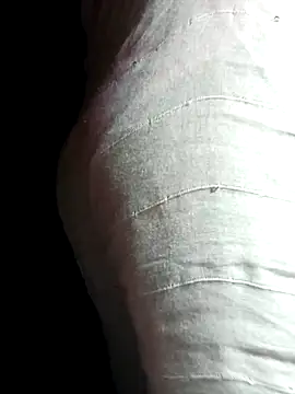 Nude-Priya2 online show from March 18, 2026, 10:07 am