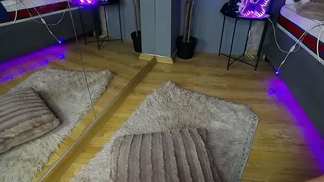 ScarlettJakobs online show from February 13, 2026, 6:20 am