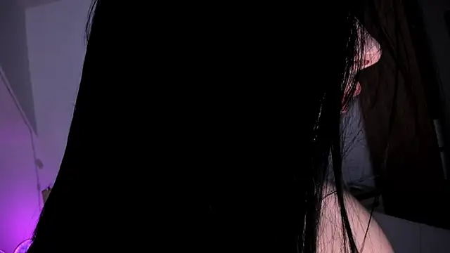 ScarlettJakobs online show from June 24, 2026, 4:33 am