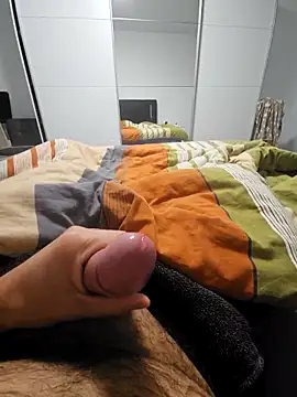 Snapshot of Bog_dan123 chatting on October 7, 2025, 8:50 pm Bog dan123 online show from October 7, 2025, 8:50 pm