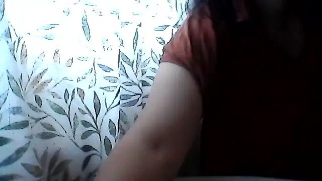 Krystal 82 online show from April 5, 2026, 7:16 am