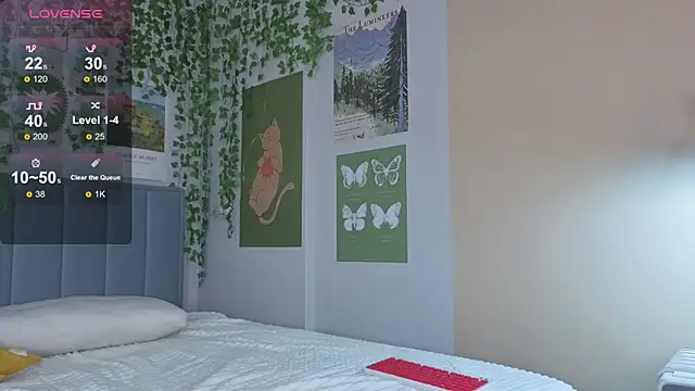 Snapshot of Ashley_Pierce chatting on September 18, 2025, 5:15 pm Ashley Pierce online show from September 18, 2025, 5:15 pm