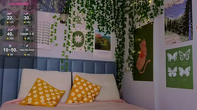 Snapshot of Ashley_Pierce chatting on October 20, 2025, 4:13 am Ashley Pierce online show from October 20, 2025, 4:13 am